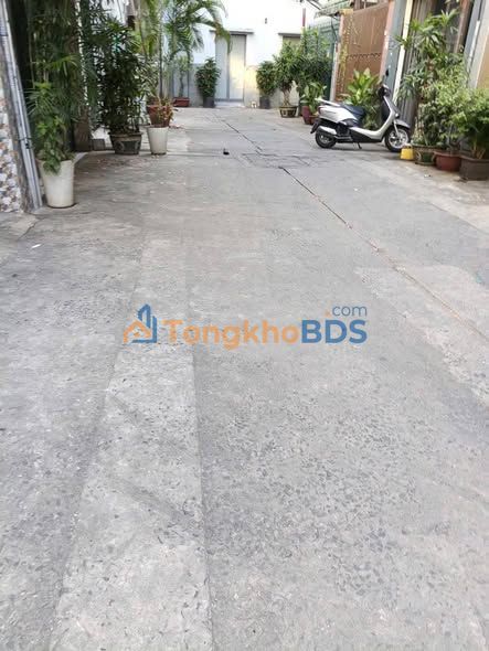 Nhà Hẻm Xe Hơi 42m² - Cao Thắng, Q3 - 4 Tỷ, Sổ Hồng Riêng