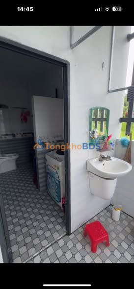 Nhà 100m² Thổ Cư Ngay KCN Tân Hương, Tiền Giang - Giá 1.2 Tỷ, Sẵn Sàng Đầu Tư