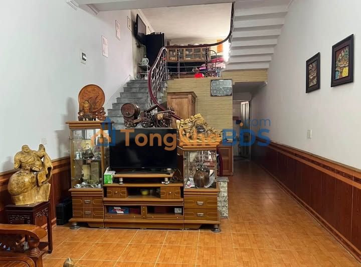 Bán nhà 3 tầng mặt tiền 4.5m, Phường Minh Xuân, Tuyên Quang - Giá 3 tỷ