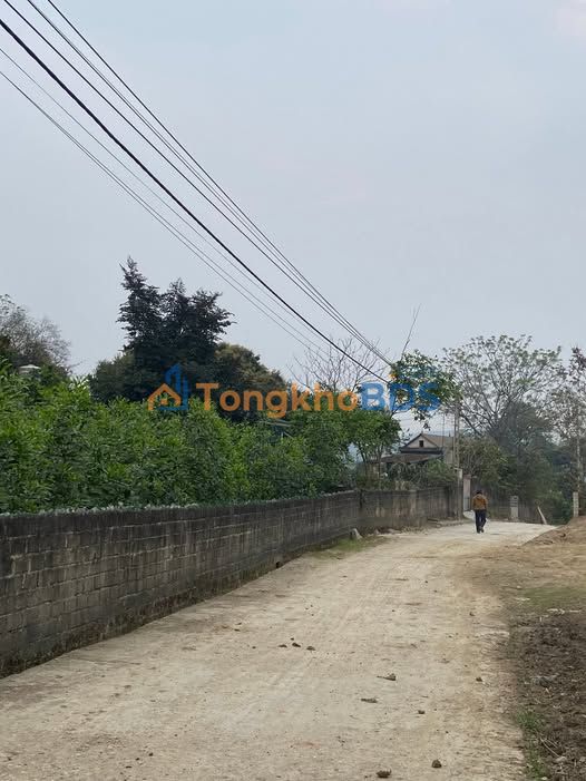 Đất nền Tuyên Quang 270m² - Sổ đỏ chính chủ, giá 1.7 tỷ