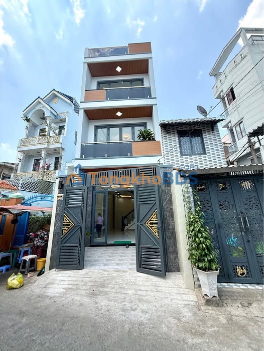 Nhà Phố 4 Tầng P4 Q8 - Hẻm Xe Hơi, Sổ Hồng Riêng, Giá 8.98 Tỷ