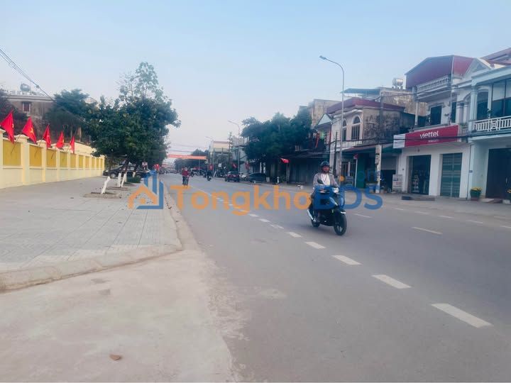 Nhà 2 Tầng MT 10m, 220m² Bỉm Sơn - Giá 2.6 Tỷ