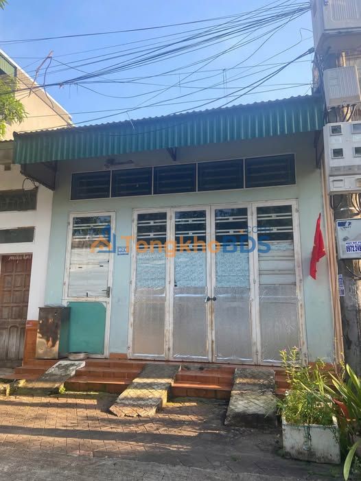 Nhà Cấp 4 Phạm Văn Sảo, Lào Cai - 100m² - 3.2 Tỷ, Sẵn Sàng Ở Ngay