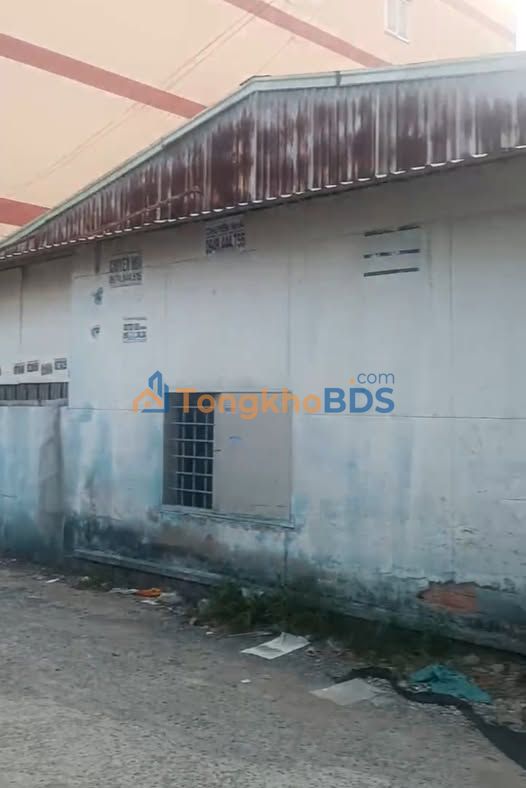 Bán xưởng Hóc Môn 352m² - Xe tải thông thoáng, gần Quốc lộ 22