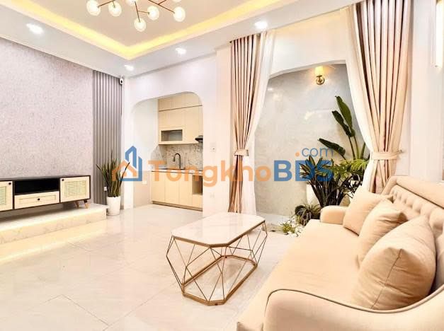 Nhà Ngọc Lâm 60m² - Giảm Sâu 200 Triệu, Sổ Phân Lô, Sát Chợ
