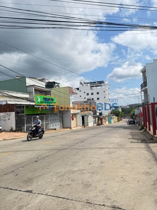 Mặt Tiền Kinh Doanh Y Nuê - 180m² - Giá 9.5 Tỷ