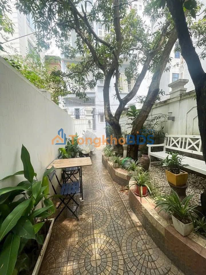 Biệt thự Pháp cổ Hồng Tiến, Long Biên 130m² - An yên giữa lòng Hà Nội