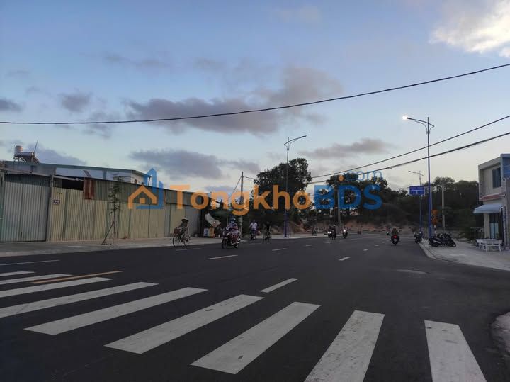 Bán đất Vũng Tàu 110m² nở hậu - Sổ đỏ thổ cư, ô tô thông thoáng