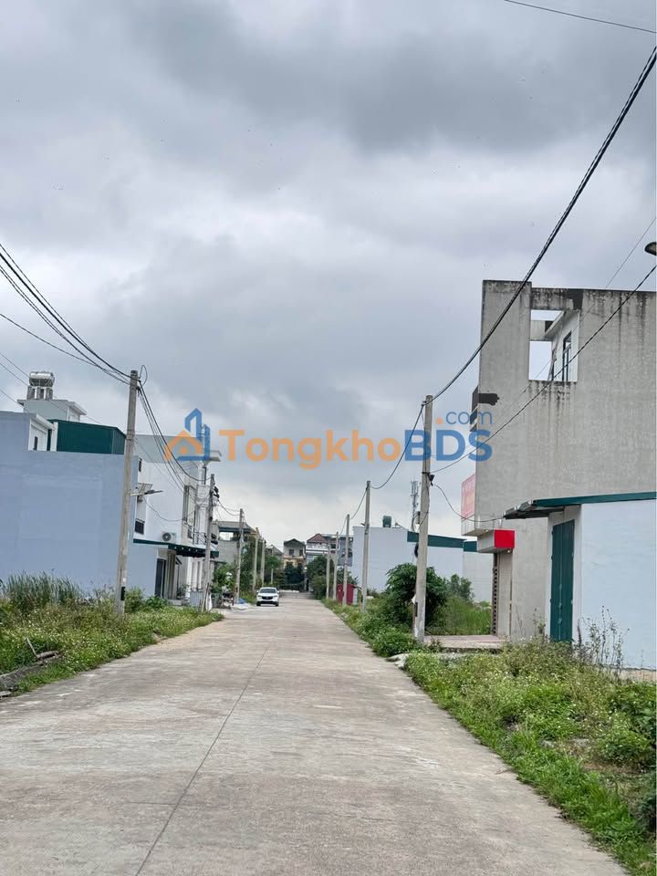 Đất Ninh Bình 92.5m² - Mặt tiền 5m, Hướng Tây Nam, Giá 3.99 Tỷ