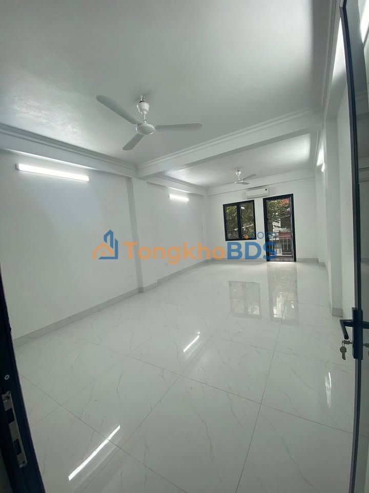 Cho thuê nhà 6 tầng mặt ngõ ô tô Trần Phú, Hà Đông - 30 Triệu