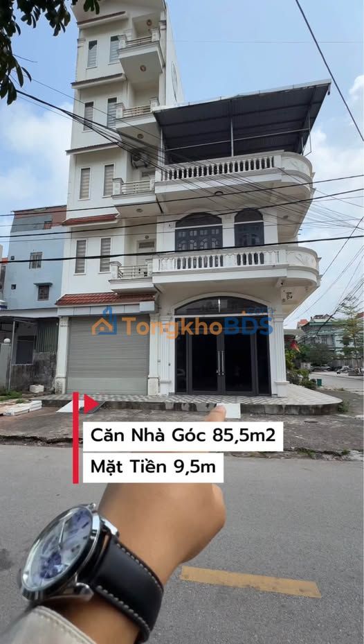 Bán Nhà Góc Mặt Tiền Nguyễn Văn Cừ, Móng Cái - 85m², 2 Nhà 5 Tầng & 2 Tầng