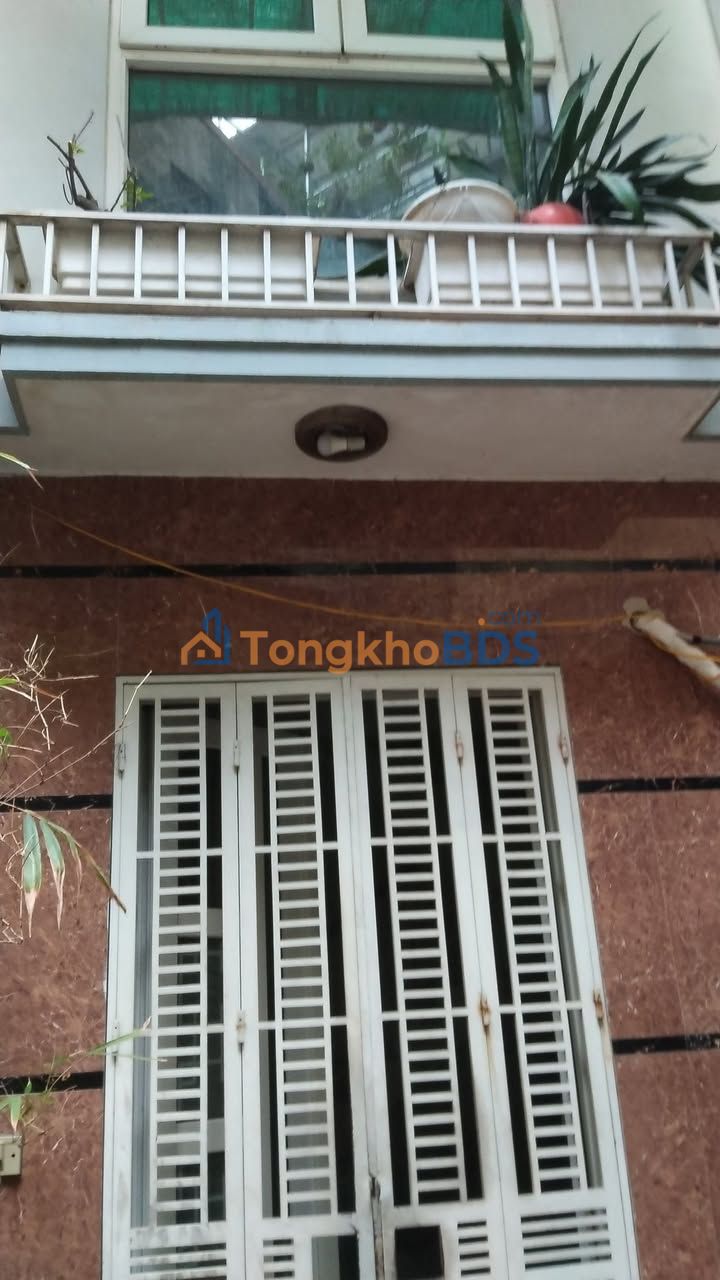 Nhà Ngõ Chợ Khâm Thiên 28m² - Kinh Doanh Sầm Uất, 4 Tầng Full Nội Thất