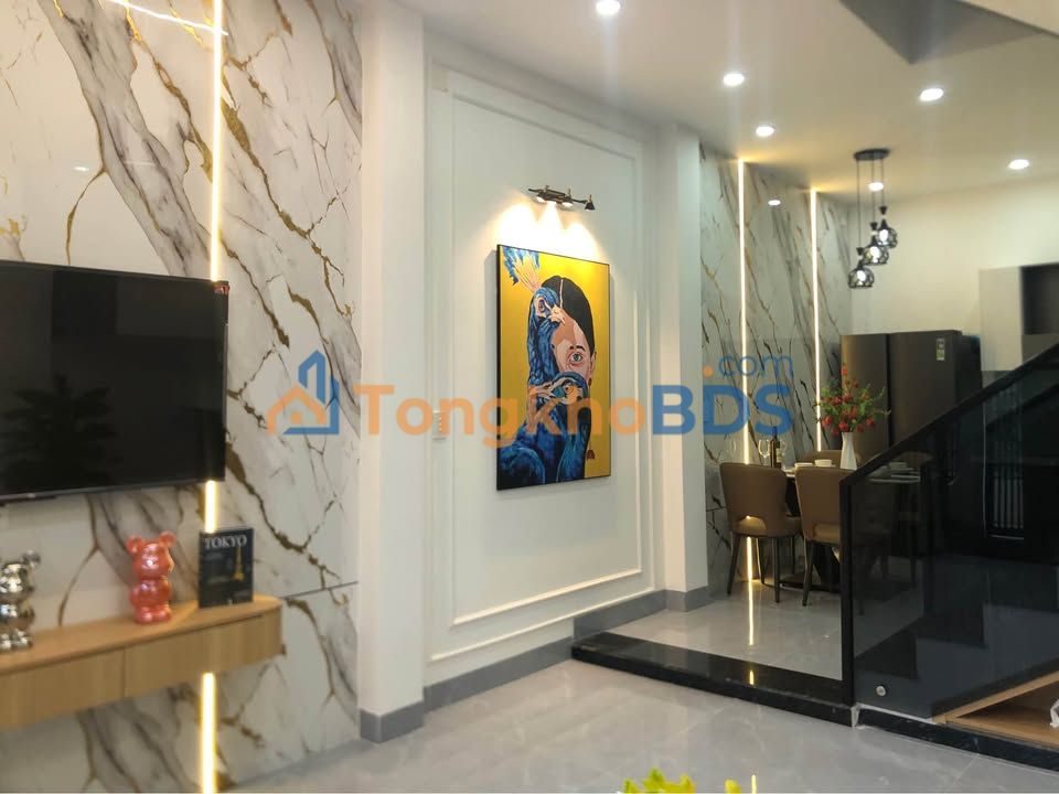 Nhà 3PN Hải Châu, Đà Nẵng - Ngang 4.6m, Sân Xe, Sẵn Ở Ngay