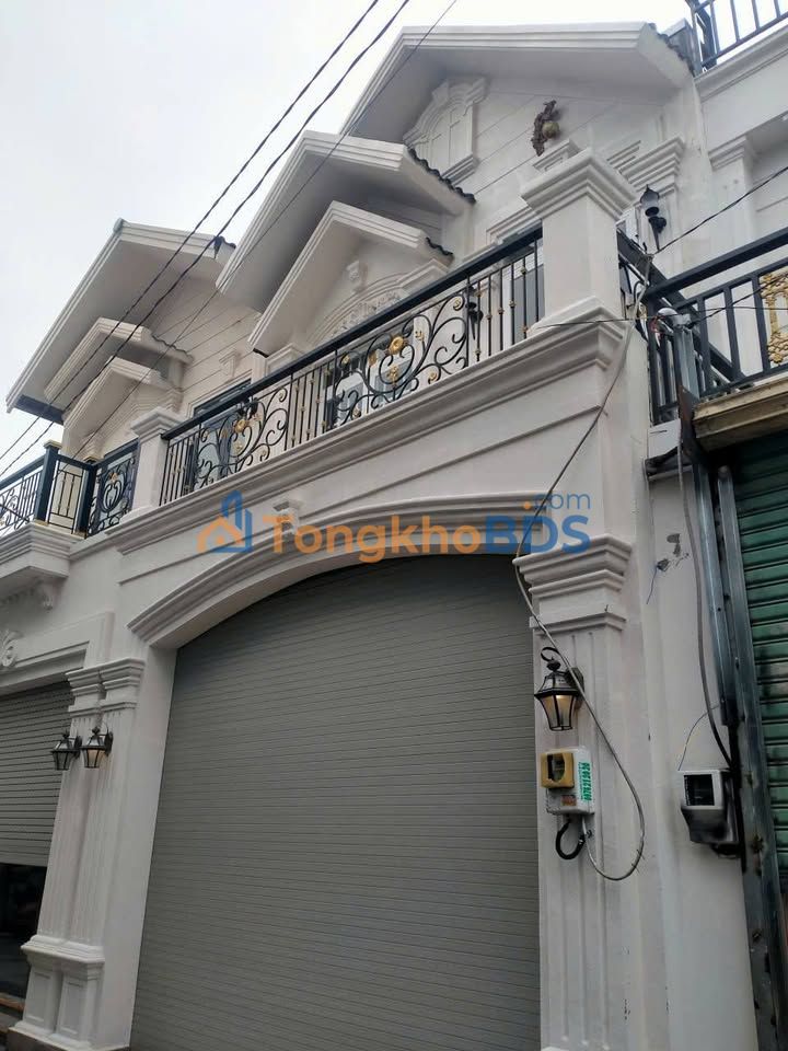 Nhà 70m² Bình Chánh - Biệt thự mini sang trọng, 3PN, 2.8 tỷ