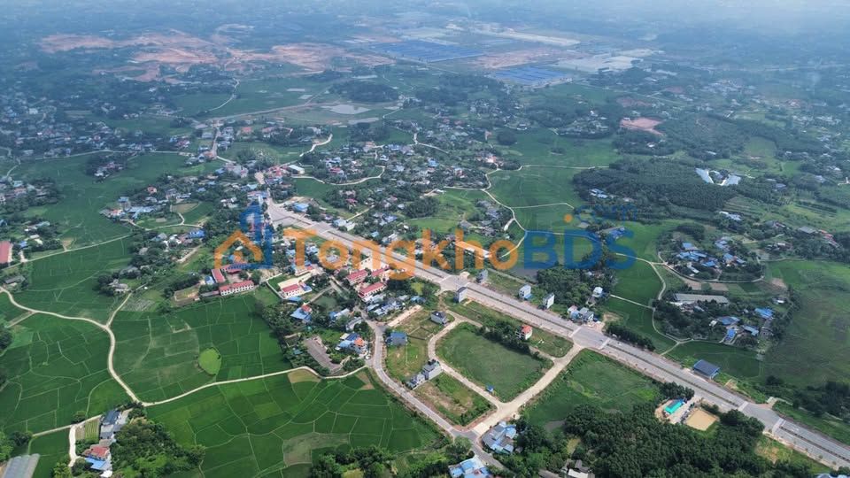 Đất Sổ Đỏ Bá Xuyên 200m² - View Hồ, Sát UBND, Giá Thỏa Thuận