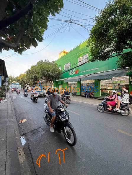 Nhà Mặt Tiền Trần Tấn Tân Bình 60m² - Kinh Doanh Đỉnh, Sổ Hồng Riêng