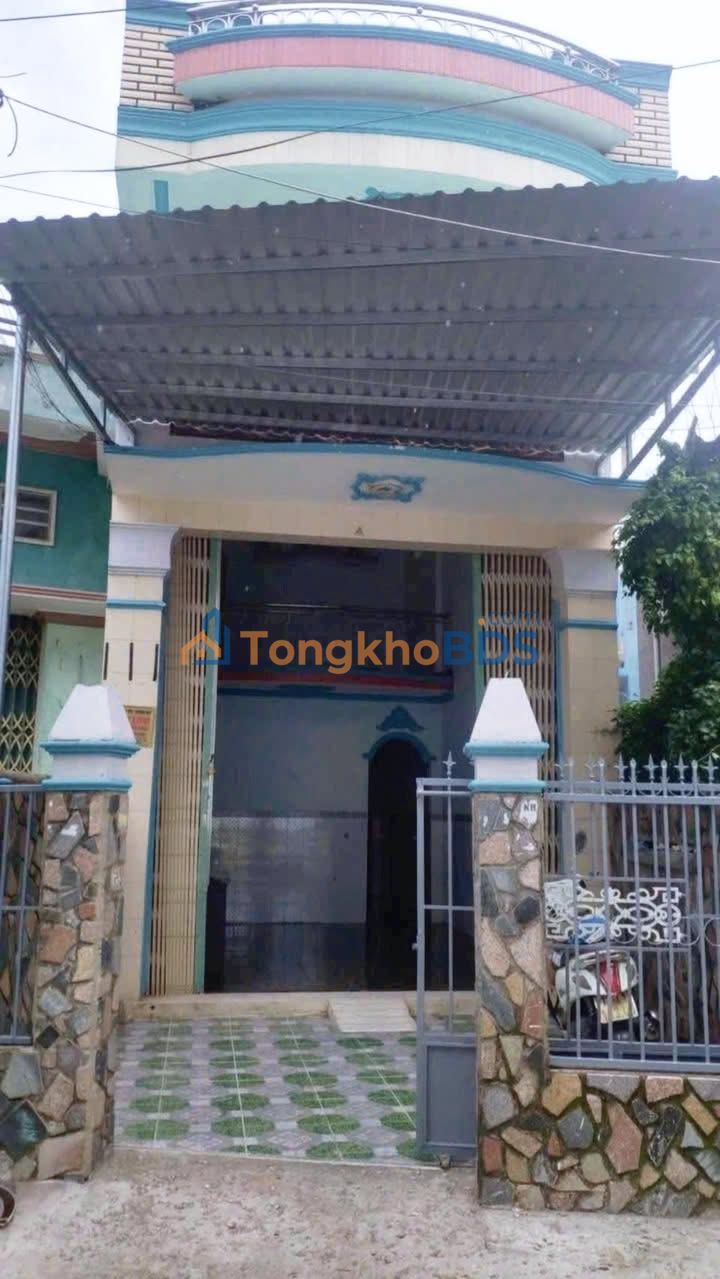 Nhà Nguyên Căn 80m² Hẻm Ô Tô Tây Sơn, Quy Nhơn - 3PN Giá 5.5 Triệu