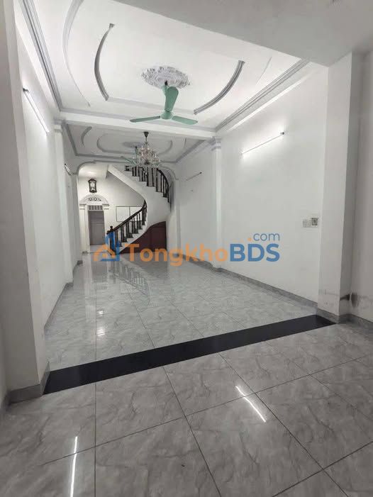 Cho thuê nhà mặt tiền Nhất Chi Mai, Tân Bình - 80m², 5PN, Kinh doanh đỉnh