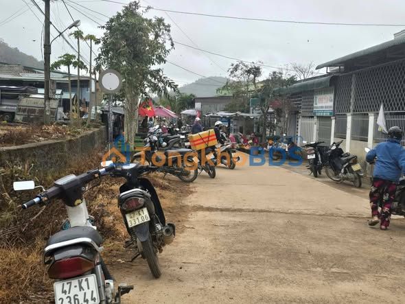 Đất nền 2 mặt tiền chợ Hòa Thành, Krông Bông - 374m² - 990 triệu
