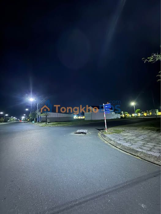 Đất nền 100m² Đường số 17, TP Cà Mau - Hướng Đông Nam, Gần Hồ Sinh Thái