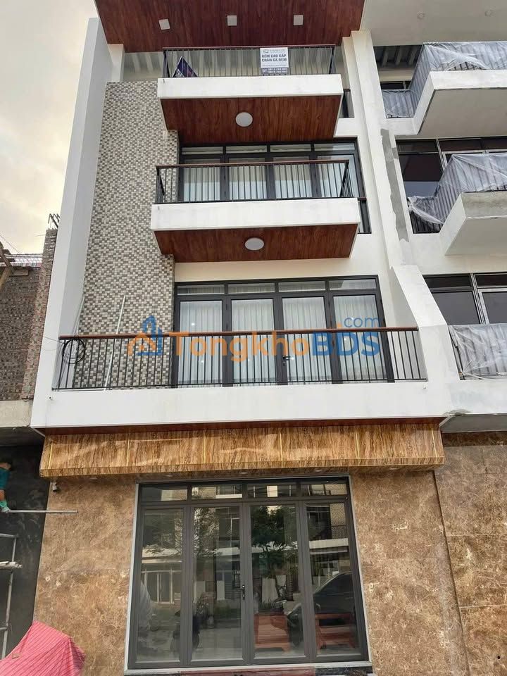 Cho thuê nhà 5 tầng Hanopark1 Đồng Văn - 12 phòng full nội thất, thang máy