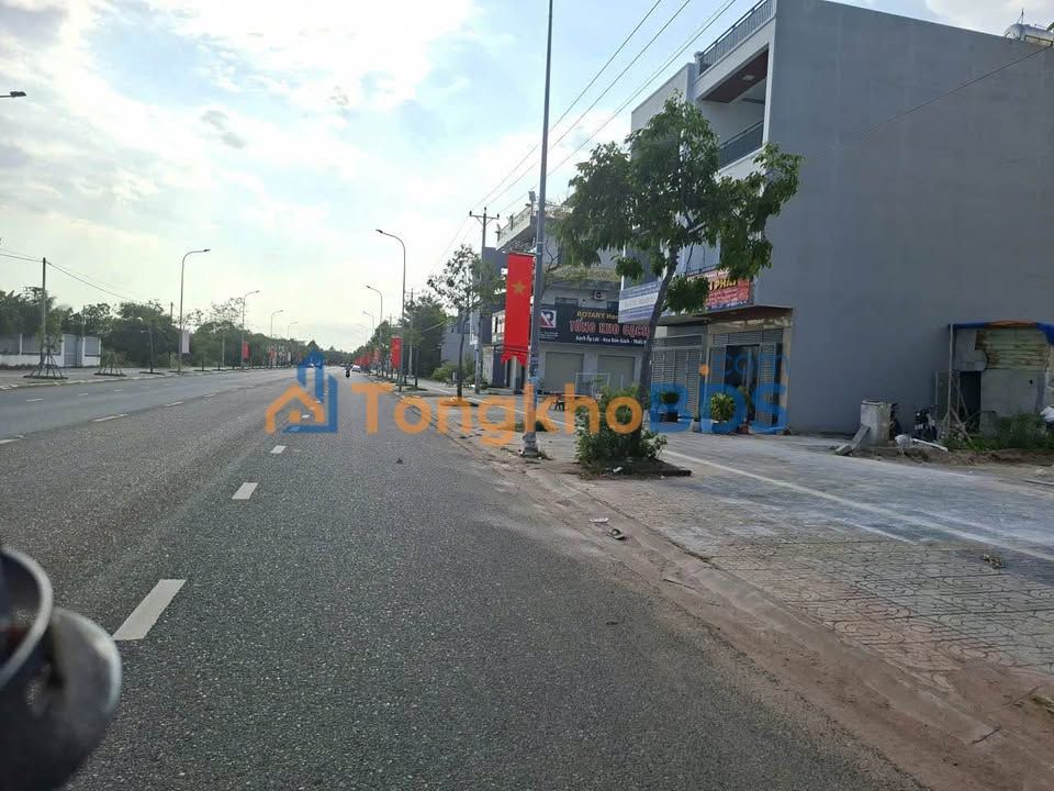 Mặt Tiền Võ Văn Kiệt Bà Rịa - Kinh Doanh Sầm Uất 300m²