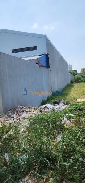 Cho thuê xưởng 350m² mặt tiền đường nhựa Hóc Môn - Giá 40 triệu