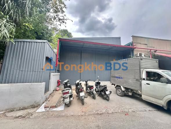Cho thuê Kho xưởng 320m² Vĩnh Tuy, Hoàng Mai - Sẵn sàng hoạt động, container vào tận nơi