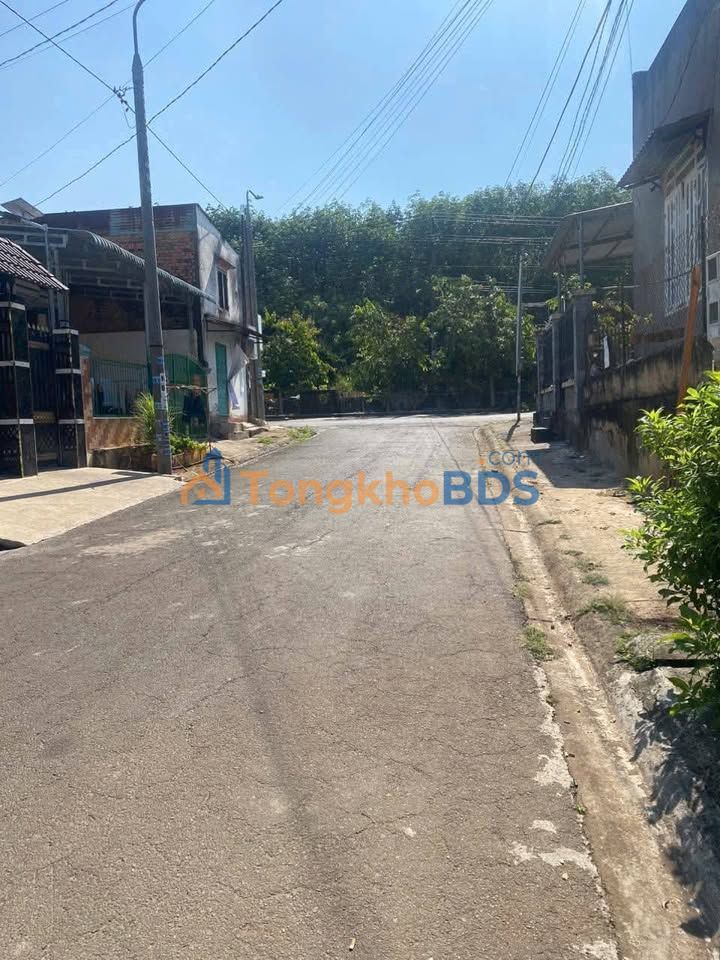 Bán Gấp Nhà Trọ 8 Phòng Dầu Giây, 240m², 3.2 Tỷ - Sẵn Sàng Kinh Doanh