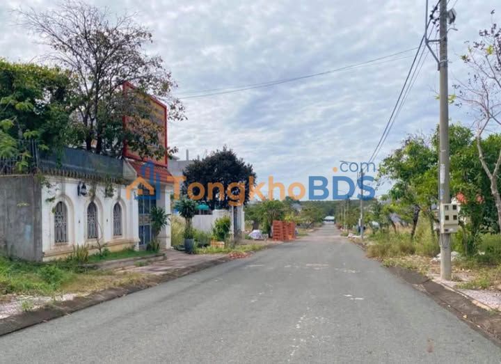 Đất Tái định cư CSDP - Đồng Xoài 210m² - Giá 1.5 Tỷ - Sổ Đỏ Rõ Ràng