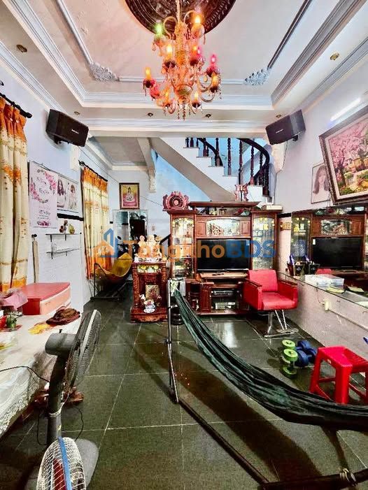 Bán Nhà 120m² Lê Tấn Bê, Bình Tân - 6 Tỷ Xíu, Sổ Hồng Riêng