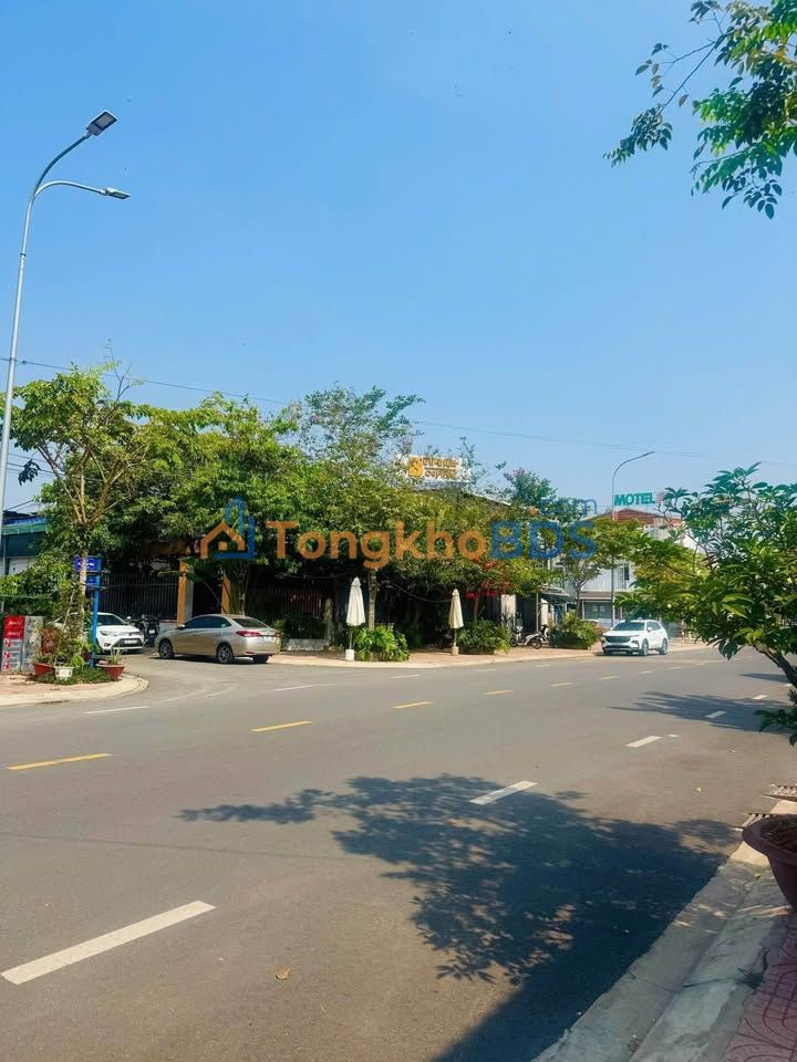 Bán Đất Kèm Quán Cafe Sân Vườn 270m² Mặt Tiền Trần Nhân Tông, Trảng Bom