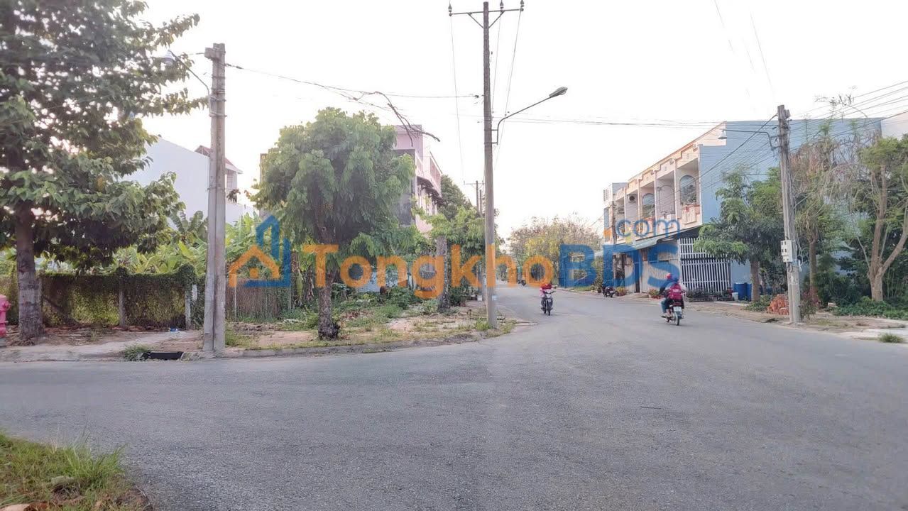 Đất Lô Góc Kinh Doanh Mặt Tiền QL62 - Tân An, Long An - 86m²