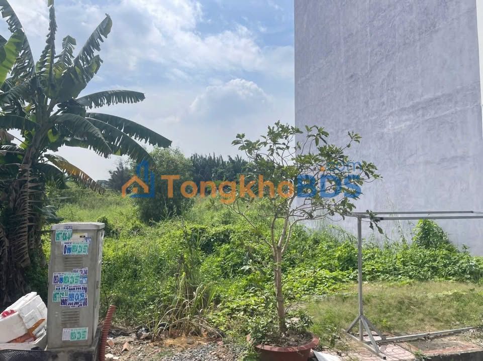 Bán Đất 8300m² Mặt Tiền Nguyễn Duy Trinh, Thủ Đức - Giá 105 Tỷ