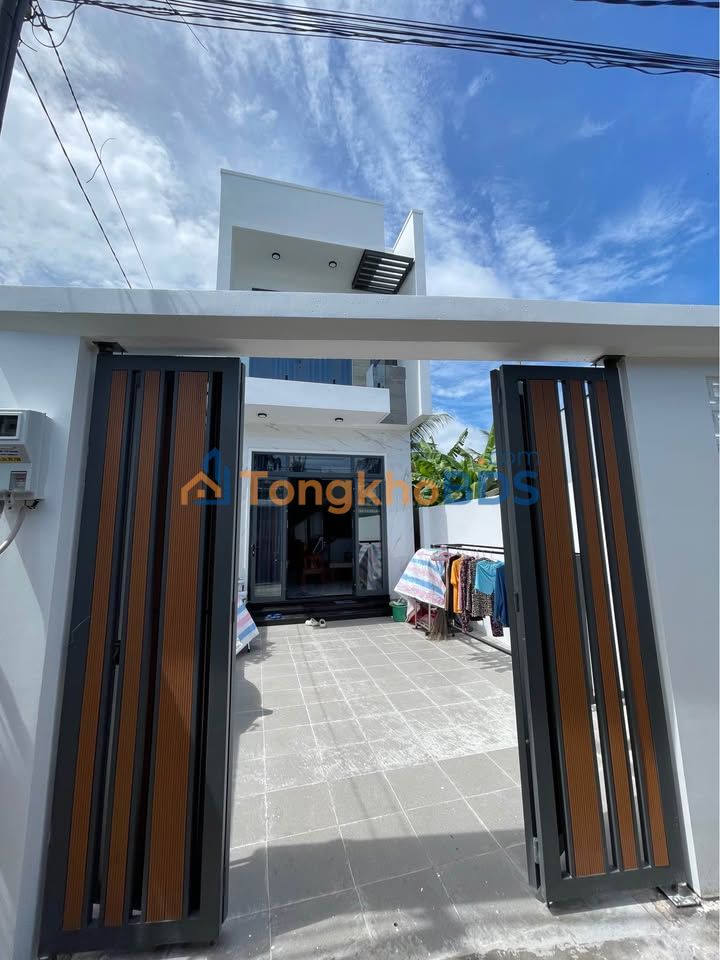 Nhà Trệt Lầu Mới Xây Hẻm Lê Hồng Nhi, Cần Thơ - 2.3 Tỷ