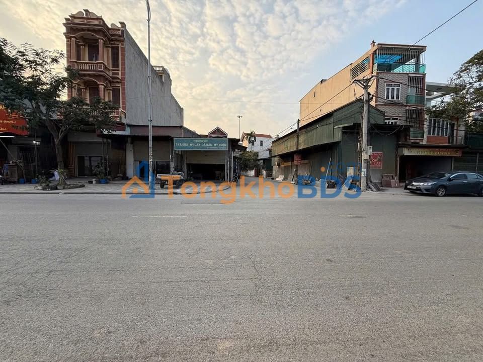 Nhà Mặt Phố Đông Anh 132m² - Kinh Doanh Đắc Địa, Lô Góc