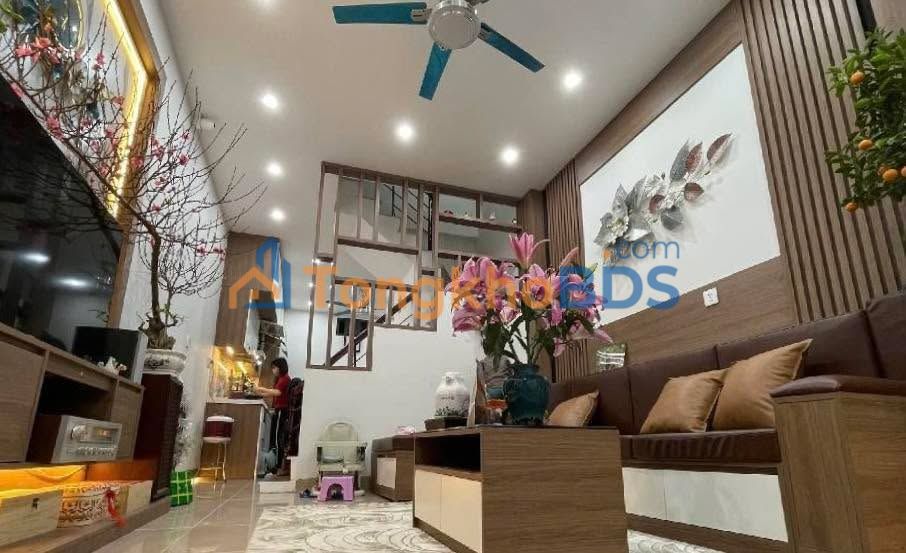 Nhà Chính Chủ 41m² Văn Quán, Hà Đông - 3 Tầng, Đường Rộng, Giá 8 Tỷ