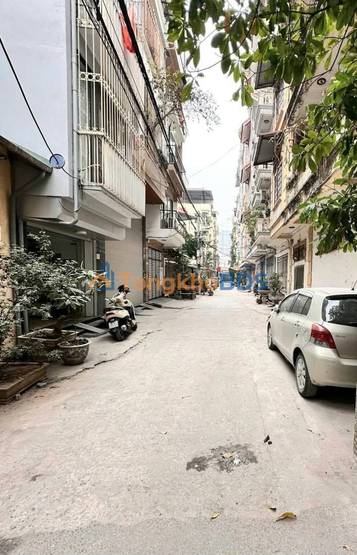 Nhà Góc Kinh Doanh Mặt Tiền 4m - Ngõ 521 Trương Định, Hai Bà Trưng - 1X Tỷ