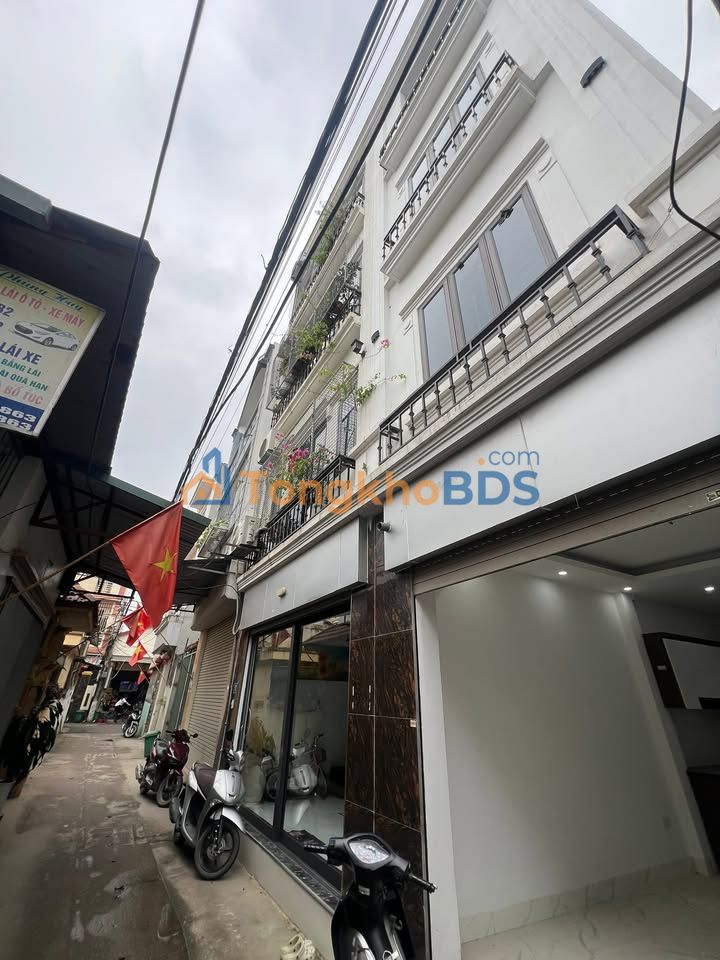 Nhà 4 tầng mặt đường ô tô La Khê, Hà Đông - 4.3 tỷ