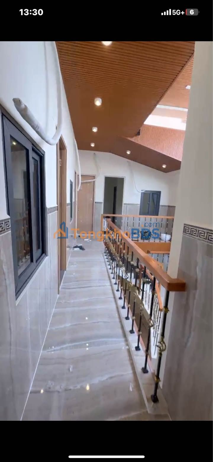 Căn hộ dịch vụ 128m² Đồng Đen, Tân Bình - Doanh thu 700tr/năm