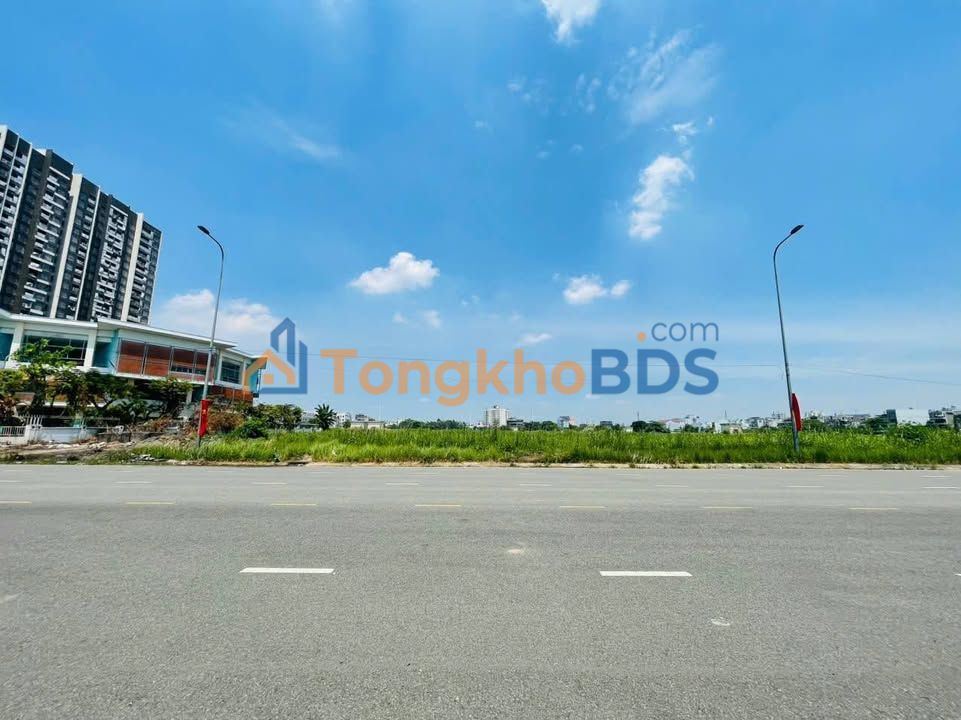 Cho thuê kho xưởng 6000m² mặt tiền Trương Văn Bang, TP. Thủ Đức - Giá tốt