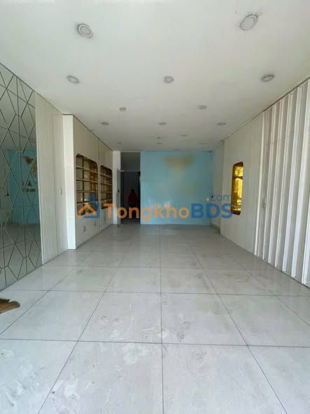 Mặt Bằng Kinh Doanh Mặt Tiền CMT8, Thủ Dầu Một - 165m² Giá 20 Triệu