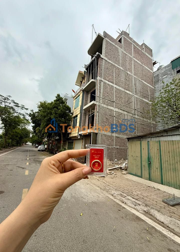 Nhà 6 Tầng Thang Máy Việt Hưng, Long Biên - 40m² Kinh Doanh Tốt