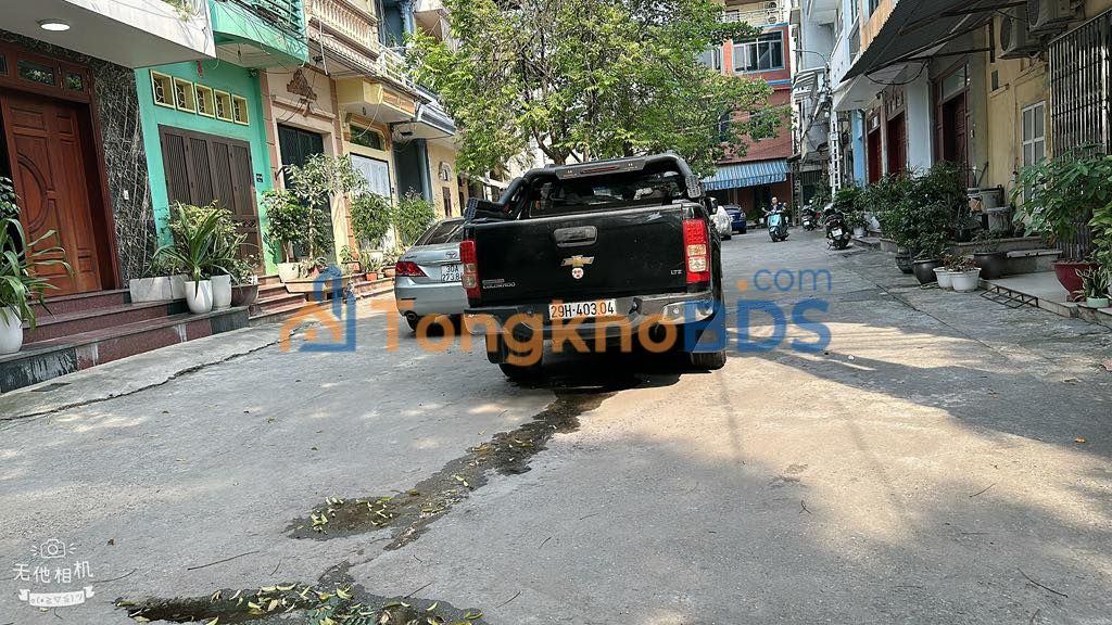 Nhà 3 Tầng Mới TT Đông Anh 56m² - Giá 2x Tỷ - Sổ Đỏ Sẵn Sàng