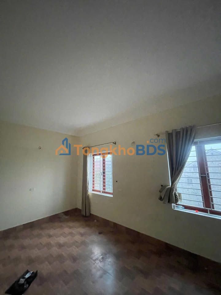 Cho thuê nhà 3 tầng 4PN - Phường Vinh Tân, TP Vinh - 7 Triệu/Tháng