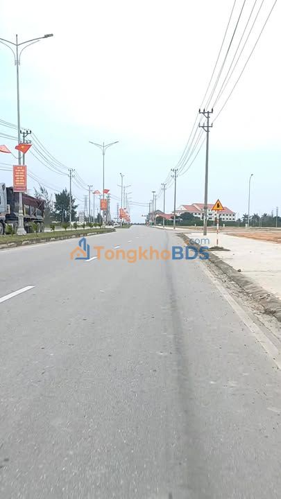 Đất Nền 250m² Mặt Tiền 32m, Cam Lộ, Quảng Trị - Sổ Đỏ Sẵn Sàng