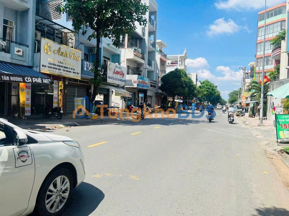 Nhà Mặt Tiền Hà Thị Đát Tân Phú 84m² - Kinh Doanh Sầm Uất, Sẵn Sàng Ở Ngay!