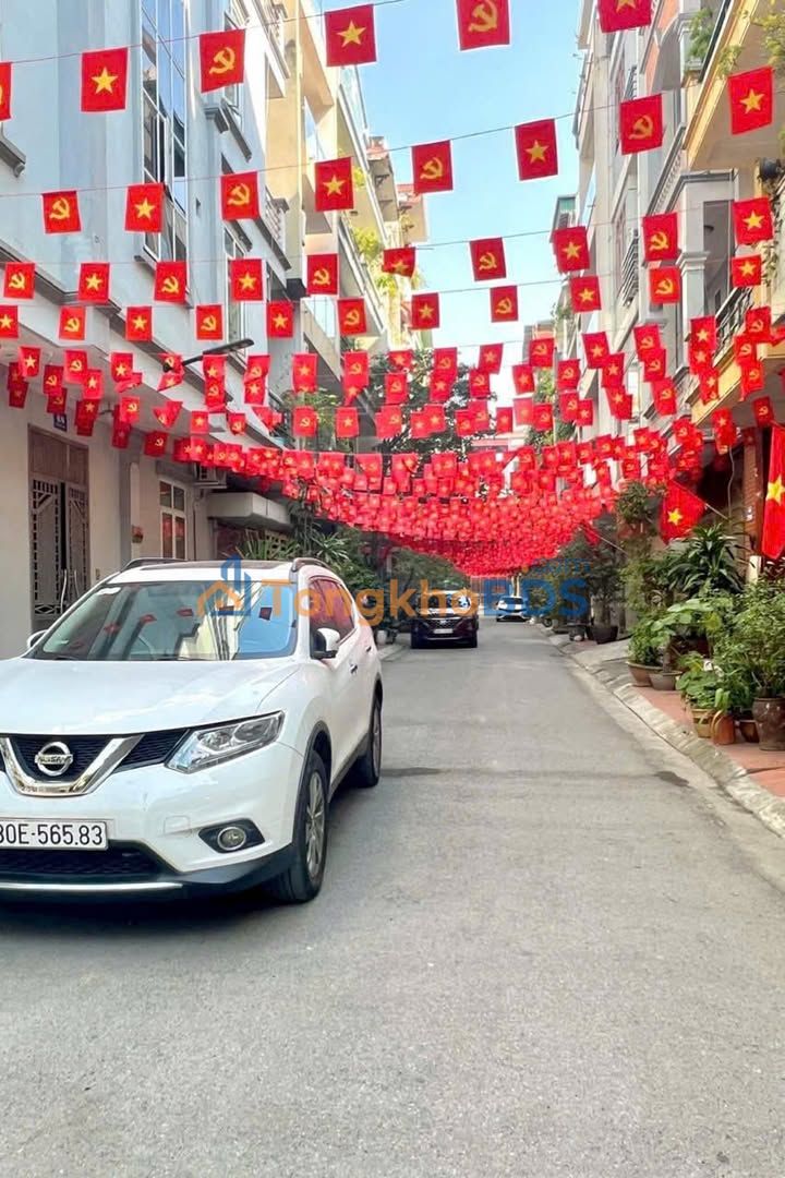 Nhà 33.5m² 5 Tầng Kinh Doanh - Ô tô tránh, Gần Tập thể CA Kiến Hưng, Hà Đông