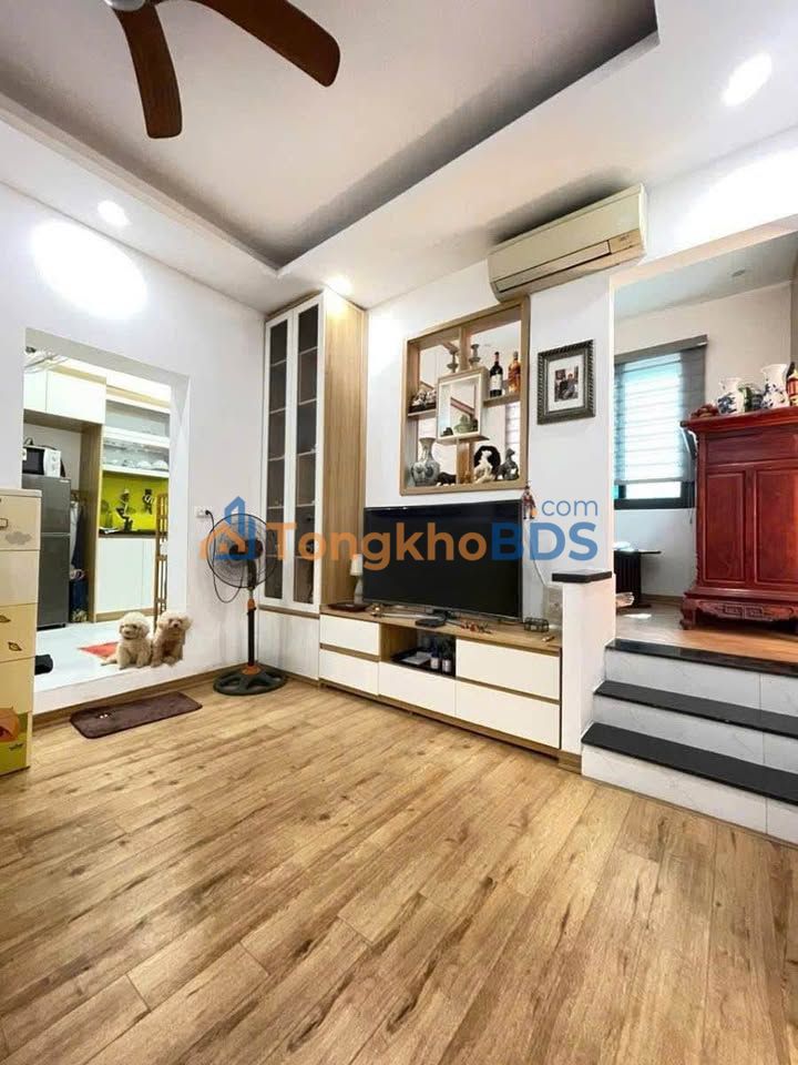 Chung cư Kim Ngưu - Thanh Nhàn 95m² (3PN) - Sổ hồng 36m² - Full nội thất
