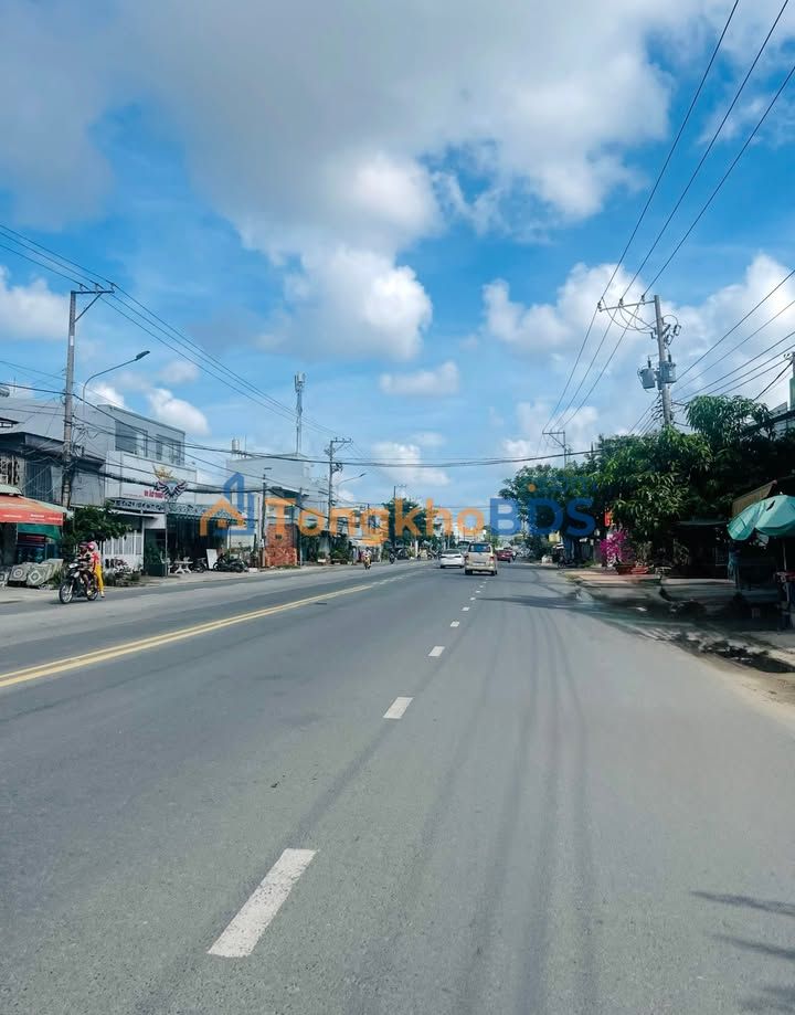 Cho thuê kho 450m² mặt tiền Trần Hưng Đạo, TP Long Xuyên - Container tới kho